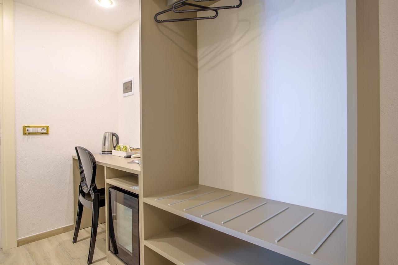 Barlaman Luxury Rooms Палермо Екстериор снимка