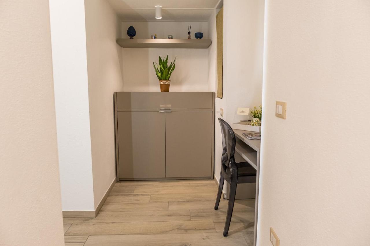 Barlaman Luxury Rooms Палермо Екстериор снимка